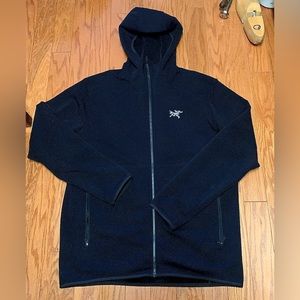 Men’s XL Black Arc’Teryx Kyanite Technical Fleece Hoodie